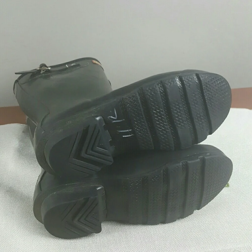 Hunter rain boots black boys girl size 2M/3F